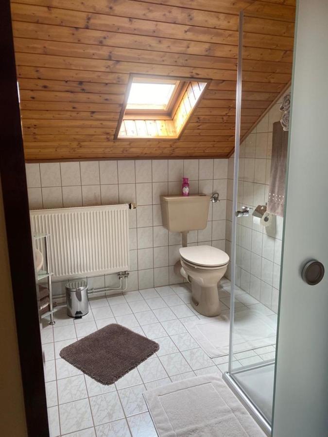 Haus Lindenhofer Apartamento Emmersdorf an der Donau Quarto foto